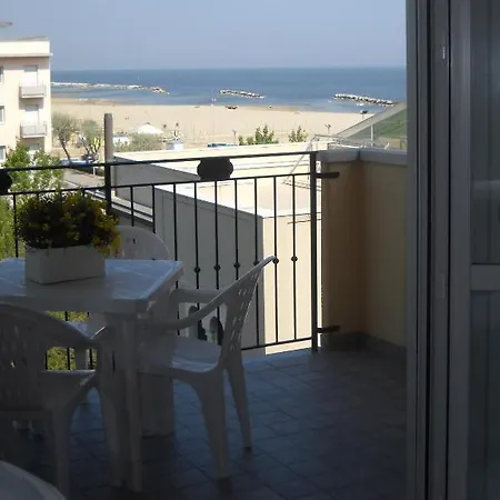 レジデンス マリエル 2*