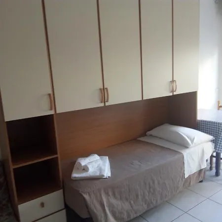 Maryel Apartahotel 2*